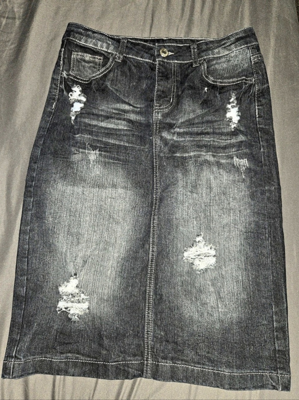 BE-GIRL Distressed Denim Pencil Skirt in Black Size Medium